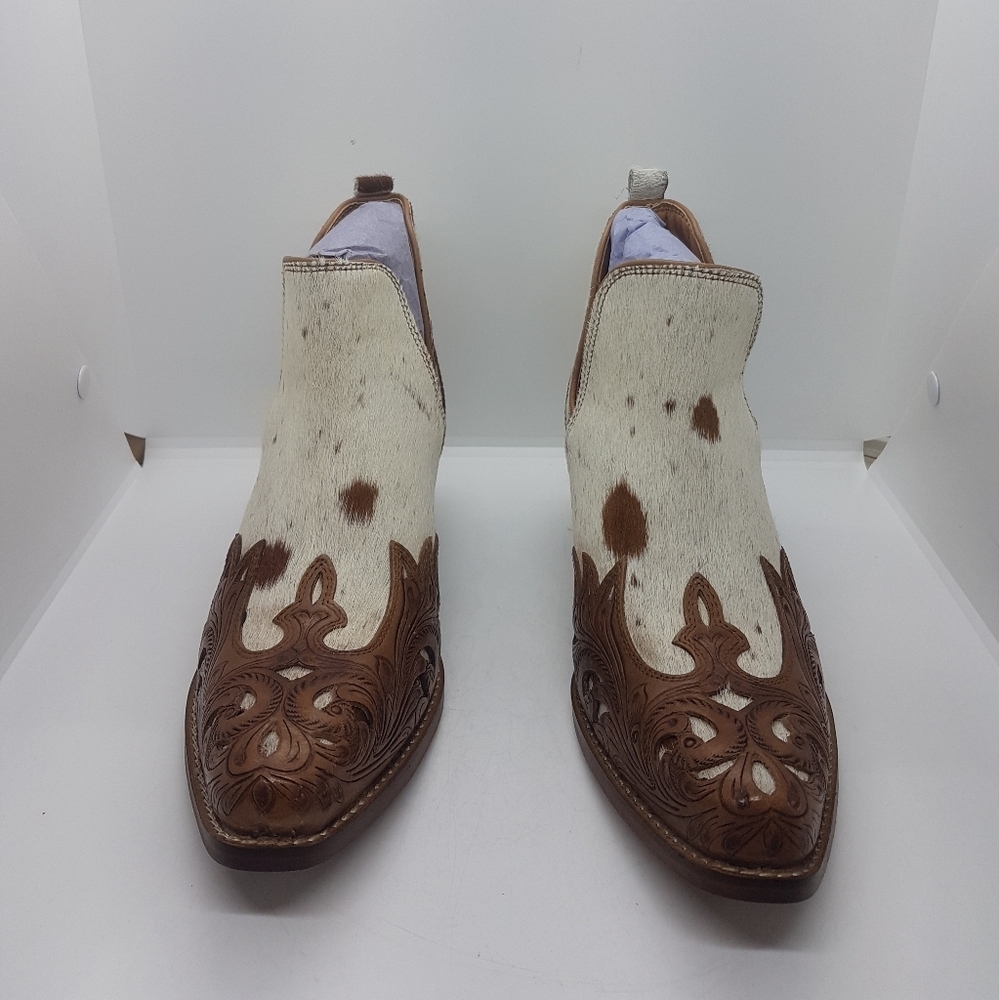 New Myra Tooled Leather Cowhide Bootie Sz 6